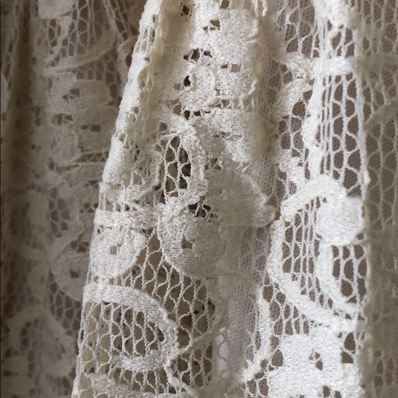 NWOT Beautiful lined lace skirt elastic waist - Picture 1 of 6